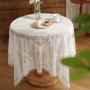 KHĂN REN TRANG TRÍ M1