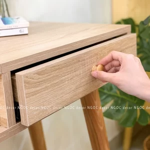 Bàn gỗ hộc nhỏ